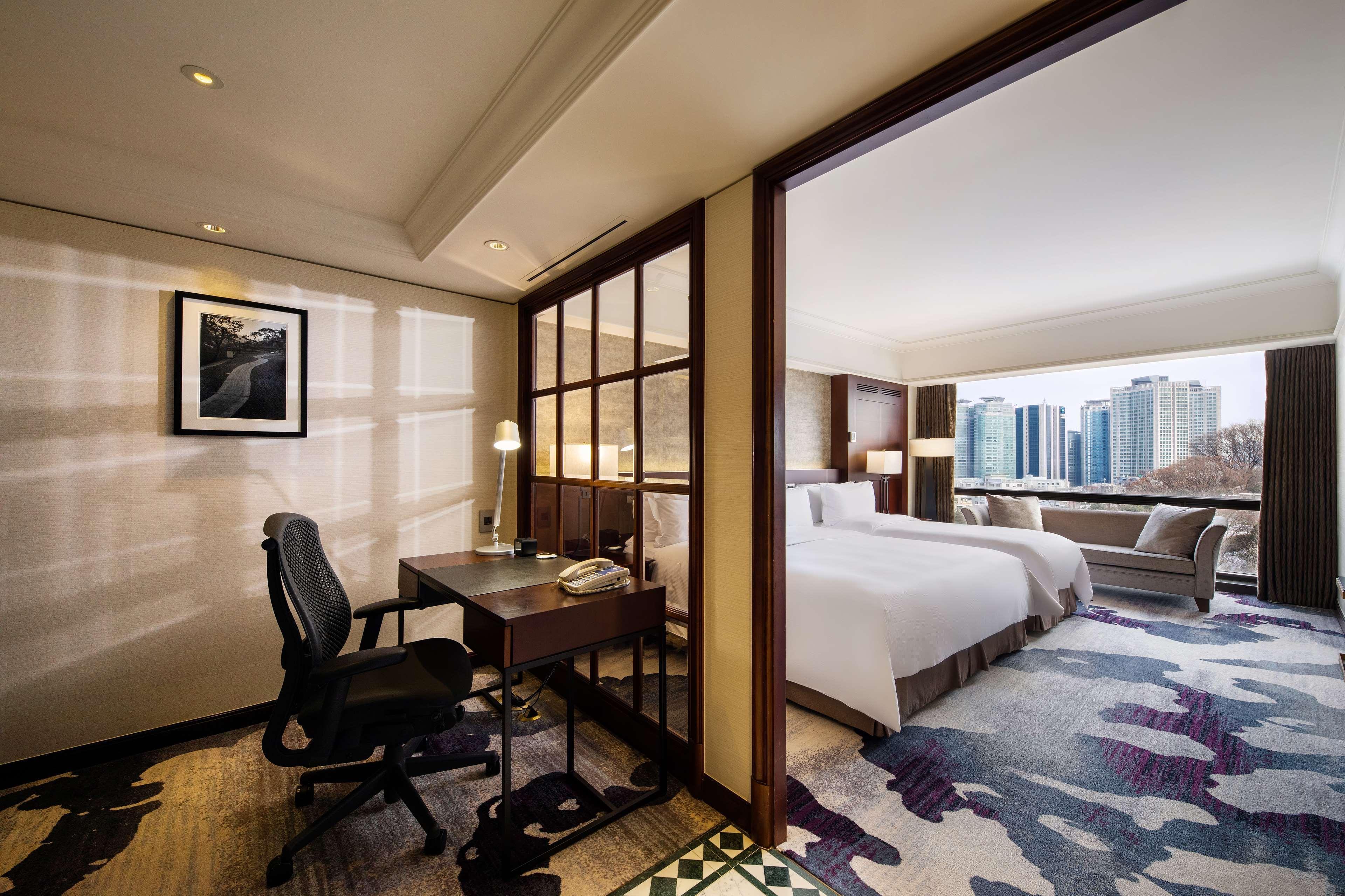 Отель Millennium Hilton Сеул Экстерьер фото