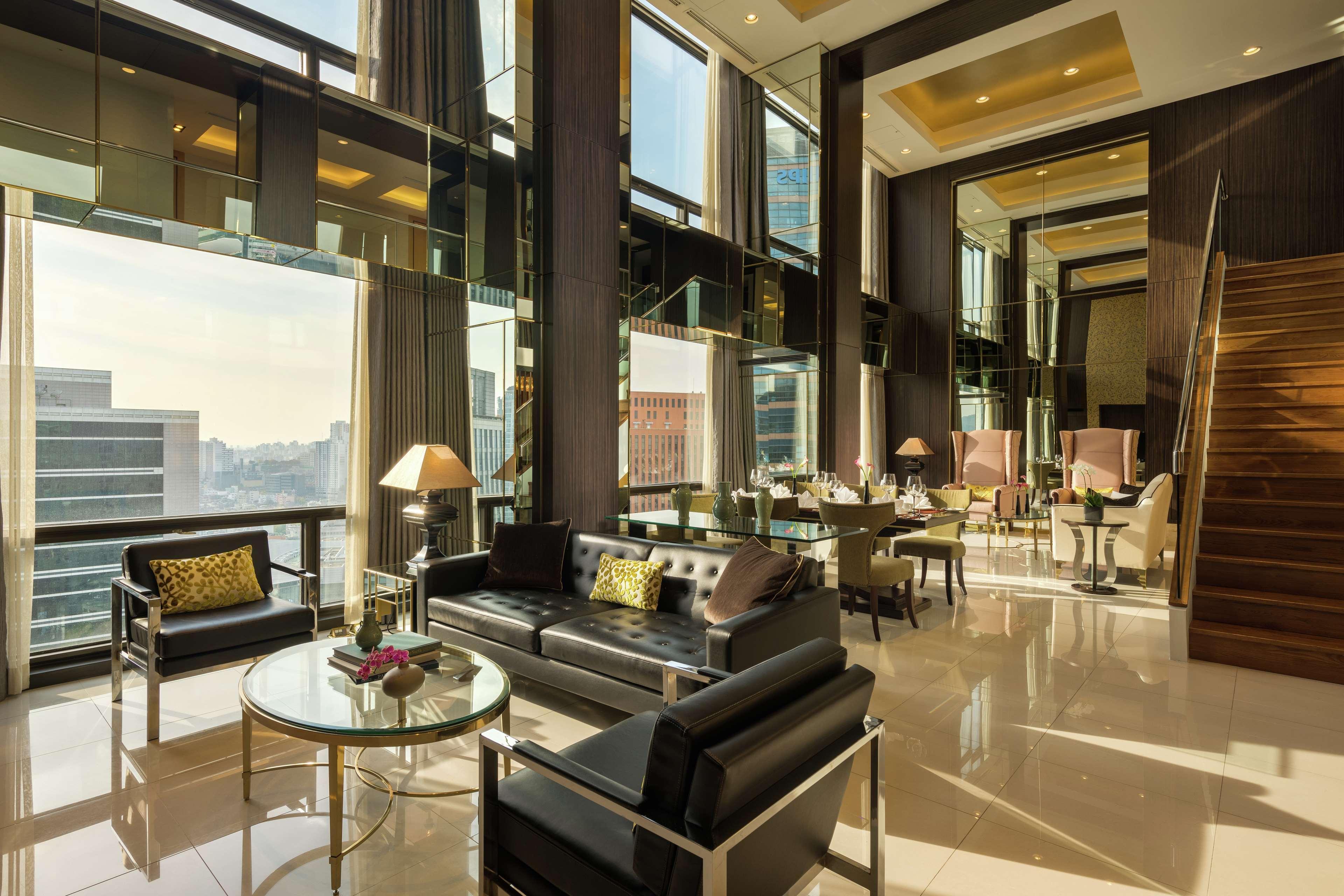 Отель Millennium Hilton Сеул Экстерьер фото