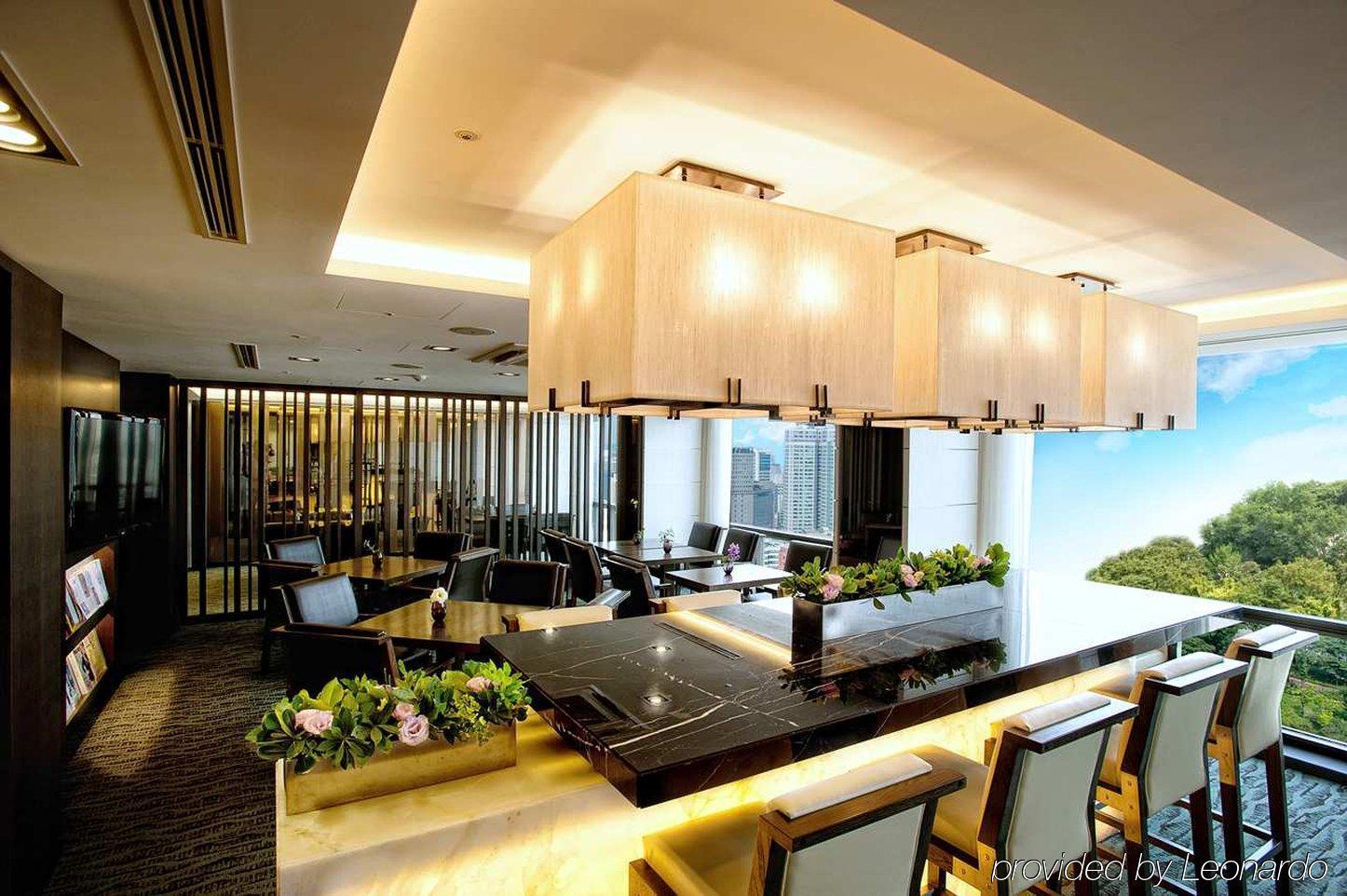 Отель Millennium Hilton Сеул Ресторан фото